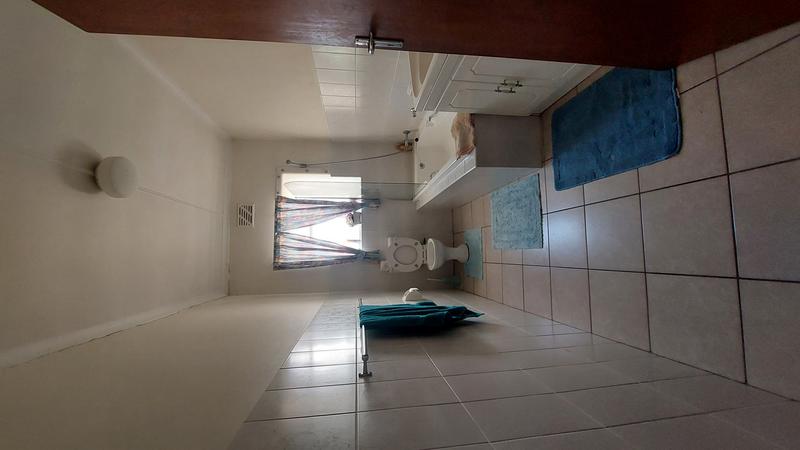 To Let 3 Bedroom Property for Rent in Chrismar Western Cape